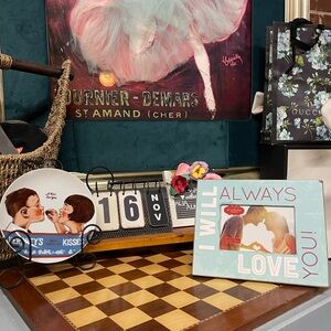 Collectible Hershey Kisses Plate “A Kiss for You” 1979 frame added